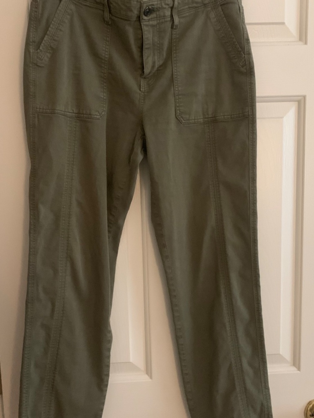 Chicos womens olive green cargo pants .5 - cotton stretch straight leg